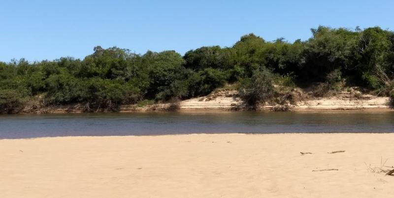 MUTIRÃO DE LIMPEZA NO BALNEÁRIO PASSO DO UMBU