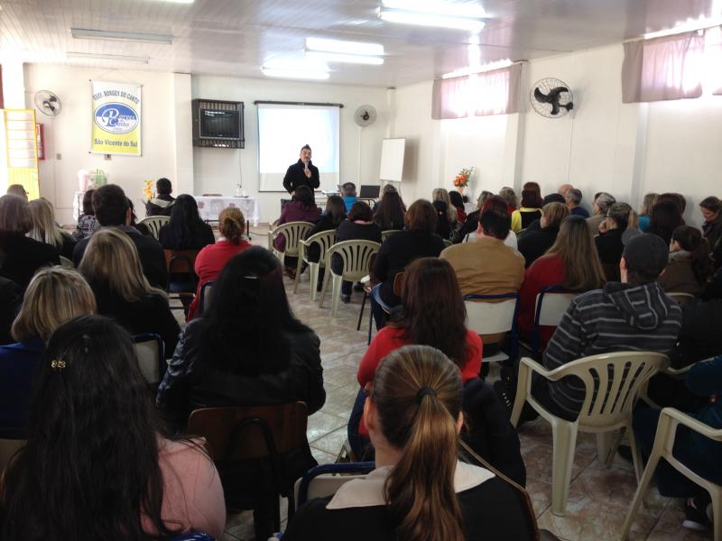 Professores participam da formação continuada