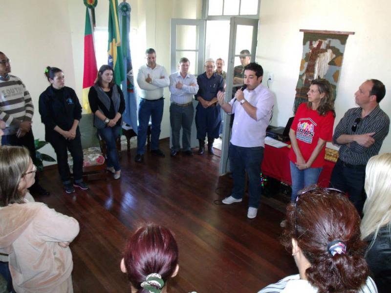 Administração inaugura o novo CRAS